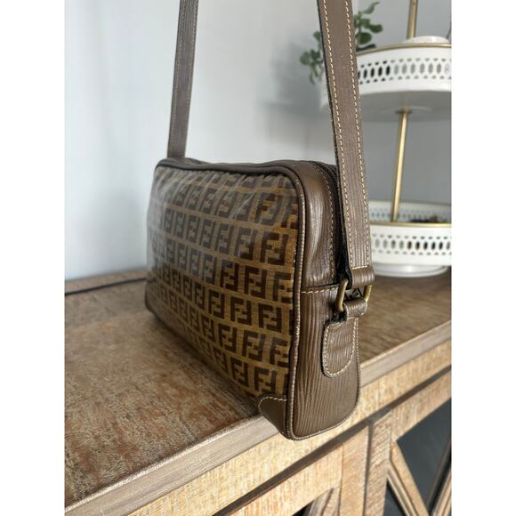 FENDI Vintage Zucca Monogram Crossbody/ Shoulder Bag - Picture 5 of 12